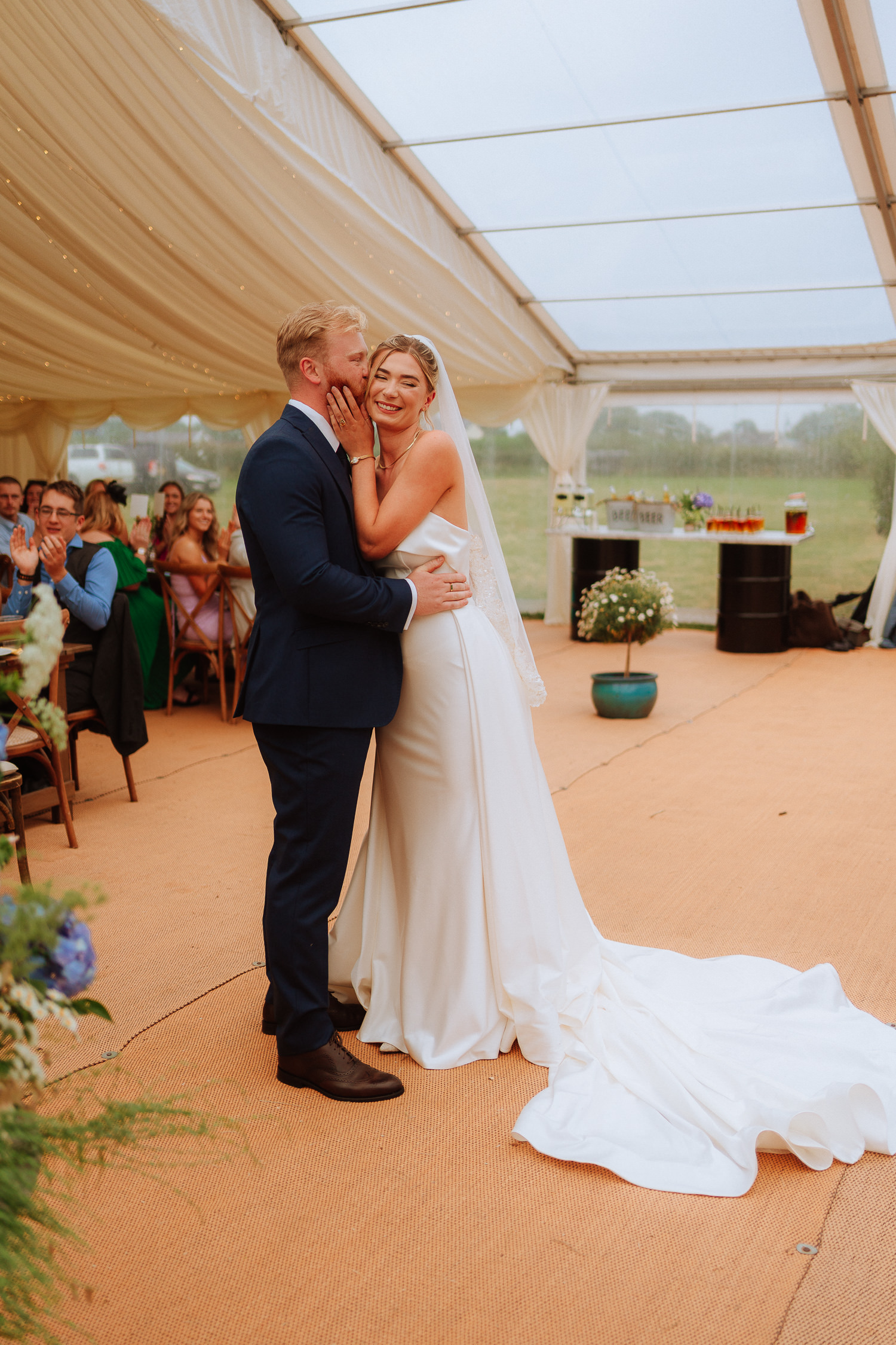 FAMILY HOME FARM WEDDING PHOTOGRAPHY LLANTWIT MAJOR 006 FAMILY HOME FARM WEDDING PHOTOGRAPHY LLANTWIT MAJOR 006